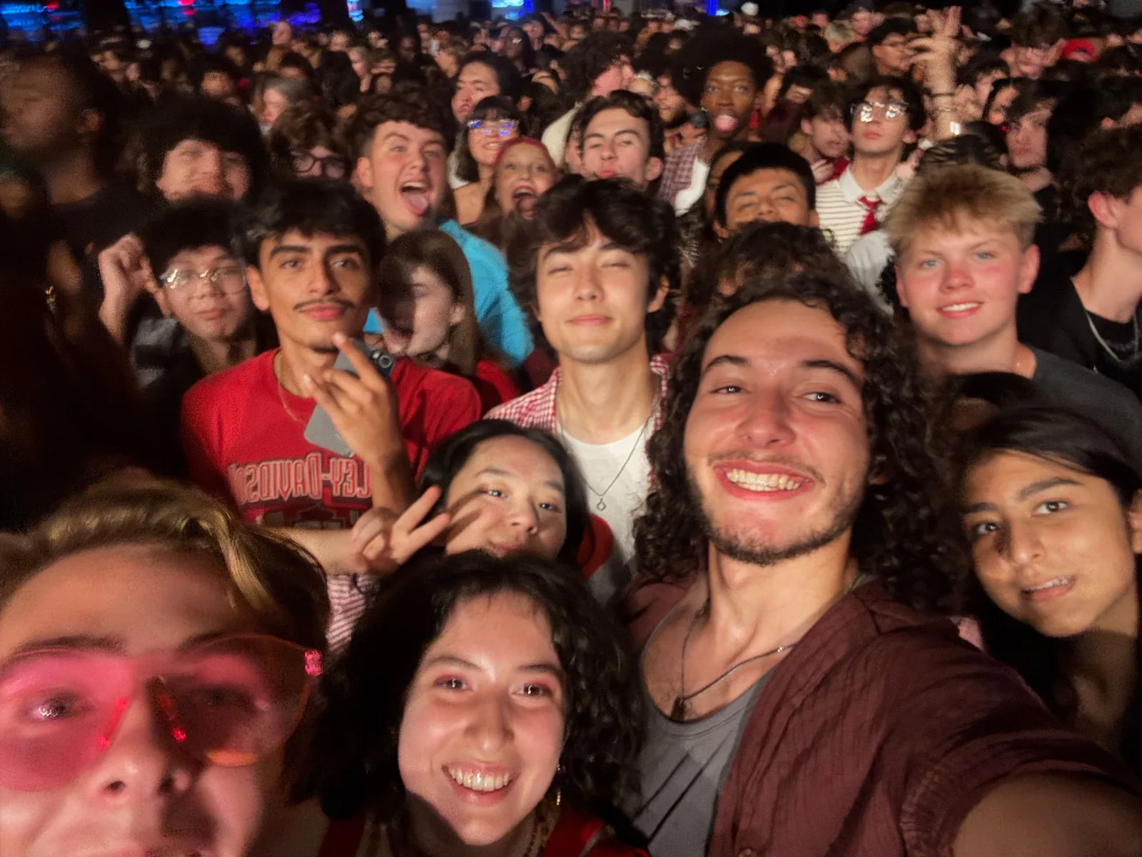 jaime and friends in the crowd at a malcolm todd concert